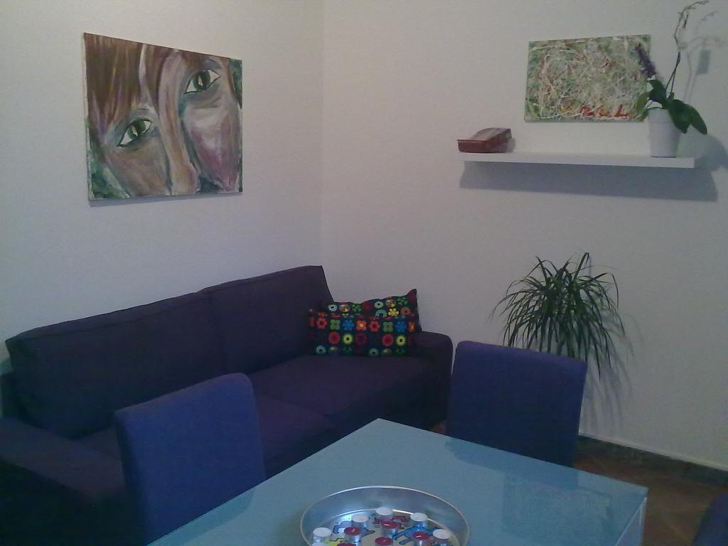 Affittacamere Valchiavenna - Foresteria Lombarda Con Parcheggio Privato Sul Posto! Apprezzata Gestione Familiare Dal 2012, Qualita-Prezzo Top! "Guest-House With Private Parking On Site! Appreciated Family Management Since 2012, Quality-Price Top!" Room photo