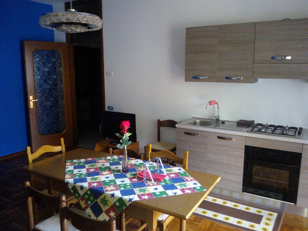Affittacamere Valchiavenna - Foresteria Lombarda Con Parcheggio Privato Sul Posto! Apprezzata Gestione Familiare Dal 2012, Qualita-Prezzo Top! "Guest-House With Private Parking On Site! Appreciated Family Management Since 2012, Quality-Price Top!" Exterior photo