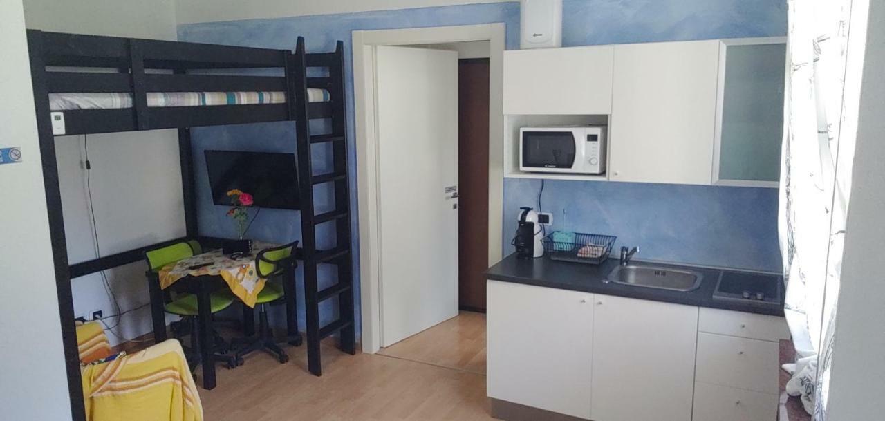 Affittacamere Valchiavenna - Foresteria Lombarda Con Parcheggio Privato Sul Posto! Apprezzata Gestione Familiare Dal 2012, Qualita-Prezzo Top! "Guest-House With Private Parking On Site! Appreciated Family Management Since 2012, Quality-Price Top!" Exterior photo