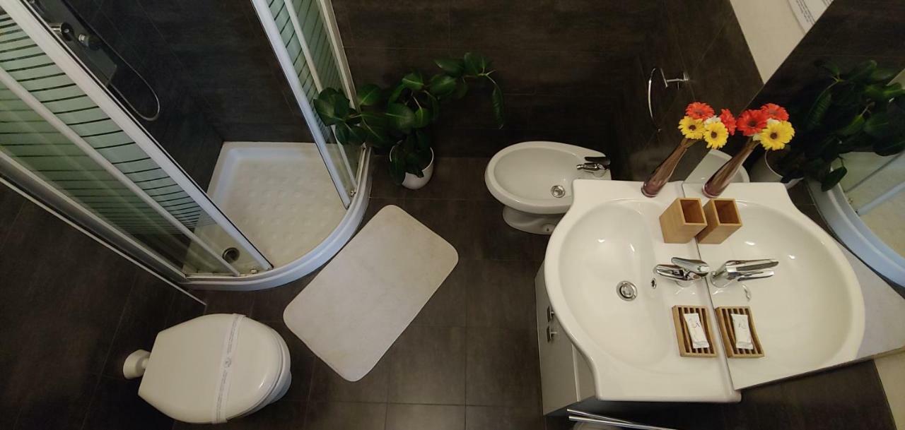 Affittacamere Valchiavenna - Foresteria Lombarda Con Parcheggio Privato Sul Posto! Apprezzata Gestione Familiare Dal 2012, Qualita-Prezzo Top! "Guest-House With Private Parking On Site! Appreciated Family Management Since 2012, Quality-Price Top!" Exterior photo